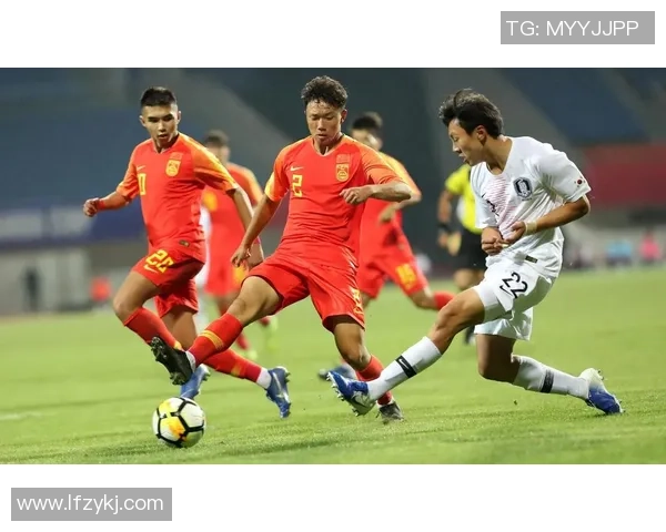 中韩足球首位球星的崛起与历史地位对比分析