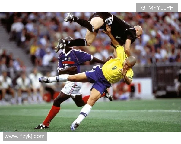 布里：从草根到巨星的成长轨迹与辉煌足坛征程