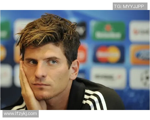 科索沃足球球星崛起之路：从贫困乡村到欧洲绿茵场的传奇故事