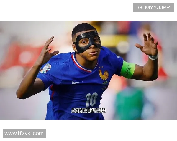 阿迪达斯足球顶级球星集结赛场展现传奇魅力与技术风采